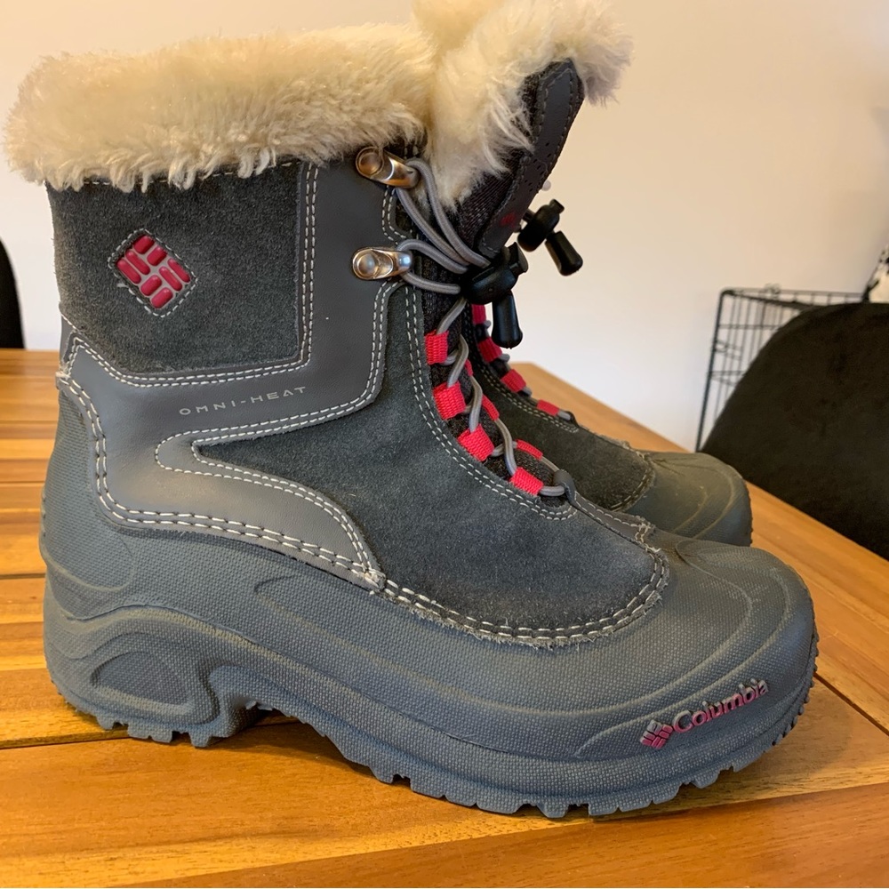 Girls Columbia snow boots